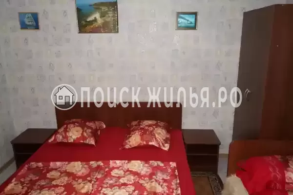 «У тети Вали» «У тети Вали»