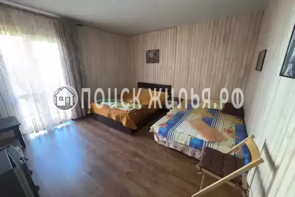 «На Зеленом переулке 4»