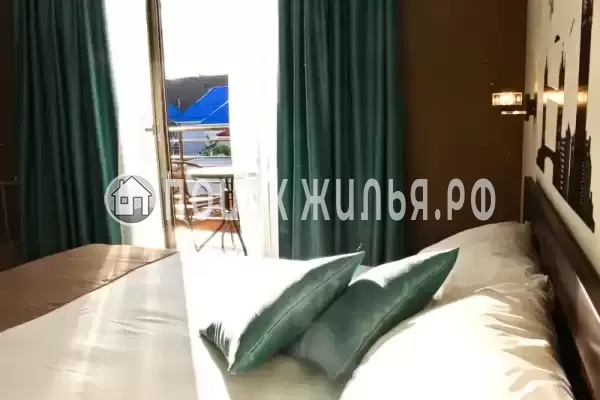 Бирюзовая, д.1