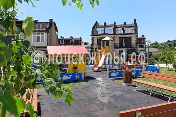 Частный сектор «Семейный таунхаус в морском стиле» Частный сектор «Семейный таунхаус в морском стиле»