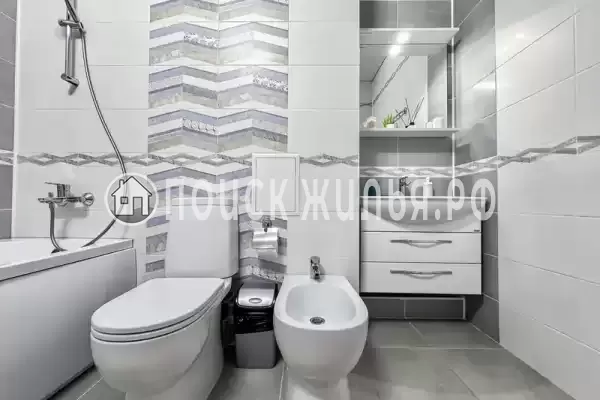 Квартира «2-х комнатная квартира в центре (74 м²)» Квартира «2-х комнатная квартира в центре (74 м²)»