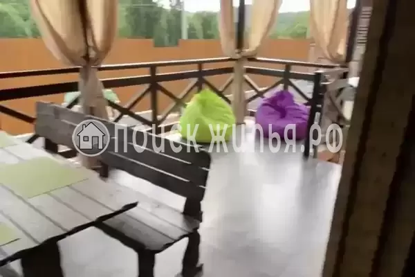 Частный сектор «Двухэтажный коттедж из бруса»