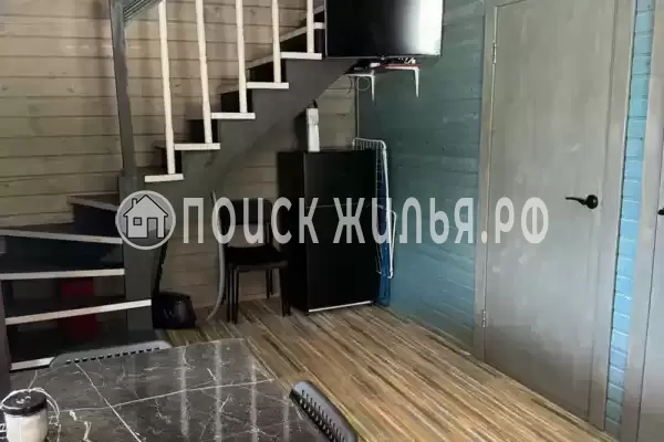 Частный сектор «Дом с бассейном на Персиковой»