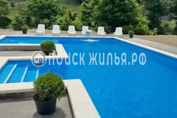 Частный сектор «Дом с бассейном на Персиковой»