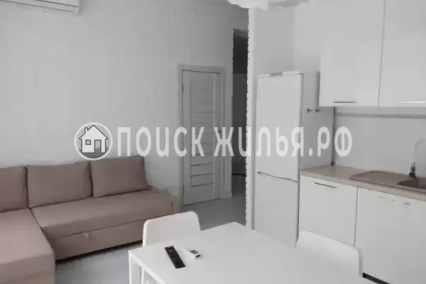 Апартаменты, Учительская, д.33