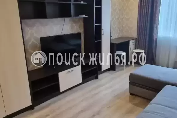 Квартира, Тюльпанов, д.41