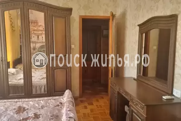 Частный сектор «Дом на 12 человек в центре, 10 мин от центр. пляжа»