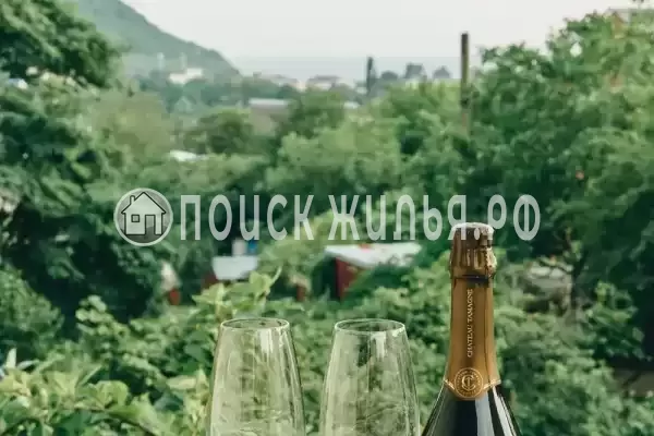 Дом под ключ, Строителей