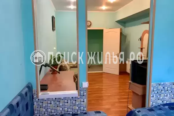 Квартира «Четырехкомнатная квартира у Приморского парка»