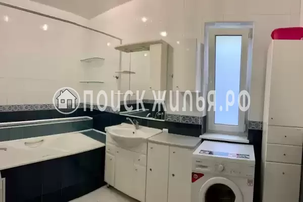 Квартира «Четырехкомнатная квартира у Приморского парка»