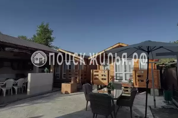 Частный сектор «Домик со всеми удобствами в центре»