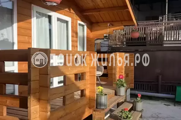 Частный сектор «Домик со всеми удобствами в центре»