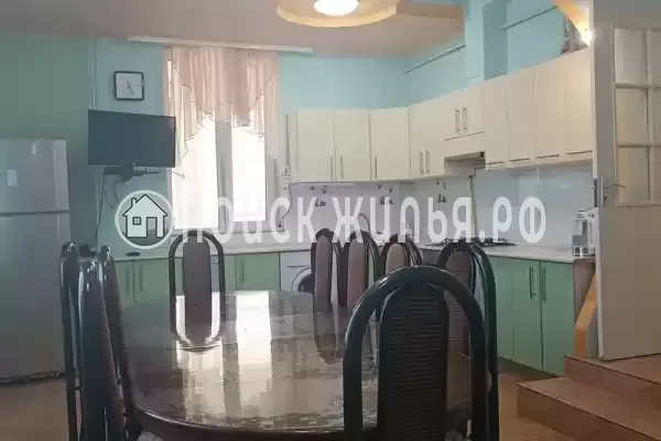 Частный сектор «Часть дома с бассейном под ключ»