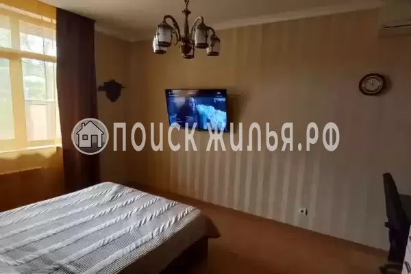 Частный сектор «Дом на Самариной, до 10+3 человек»