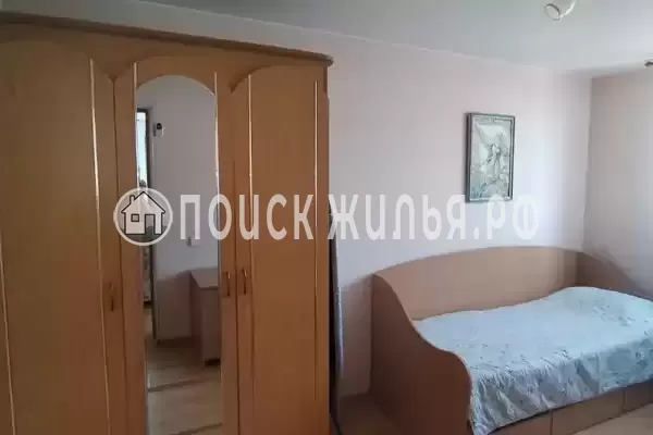 Частный сектор «Трёхкомнатная уютная кв-ра, район Зимнего театра»