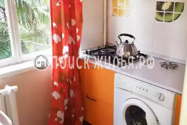 Квартира «В центре на 5 человек» Квартира «В центре на 5 человек»