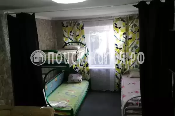 Квартира «В центре на 5 человек» Квартира «В центре на 5 человек»