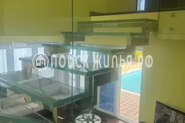 Частный сектор «Дом с бассейном» Частный сектор «Дом с бассейном»