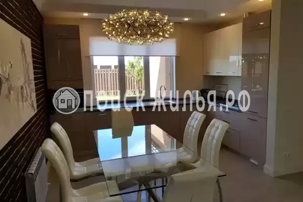 Частный сектор «Коттедж на 1 береговой»