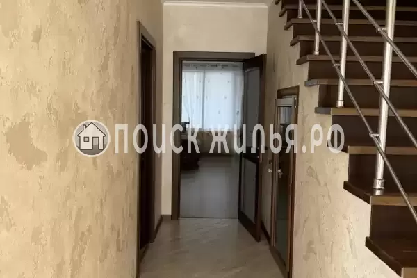 Частный сектор «Уютный коттедж с бассейном» Частный сектор «Уютный коттедж с бассейном»