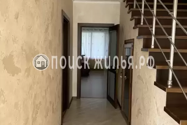 Частный сектор «Уютный коттедж с бассейном» Частный сектор «Уютный коттедж с бассейном»