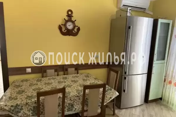 Частный сектор «Уютный коттедж с бассейном» Частный сектор «Уютный коттедж с бассейном»