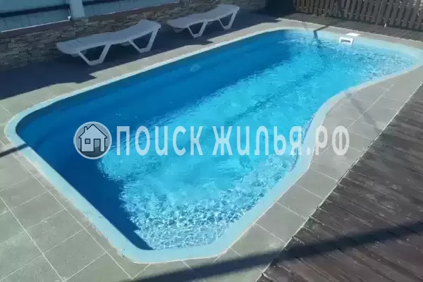 Частный сектор «Дом с бассейном в Голубой бухте» Частный сектор «Дом с бассейном в Голубой бухте»