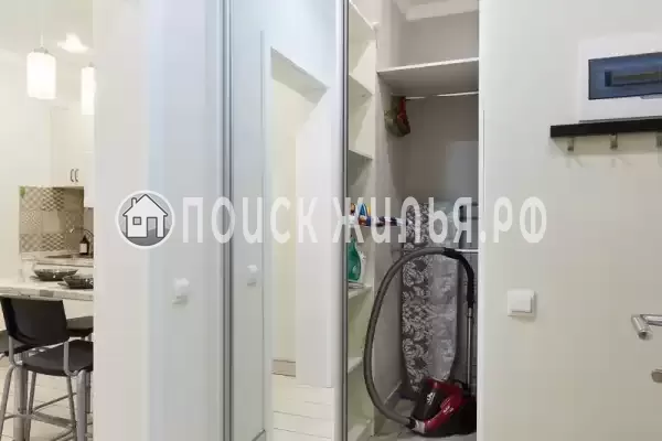 Квартира «Белый дворец» Квартира «Белый дворец»