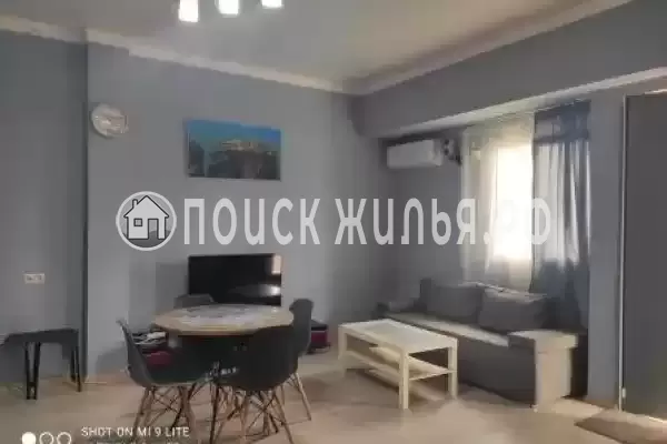 Апартаменты, Красномаякская, д.76