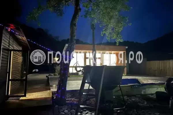 Частный сектор «Дом с баней и банным чаном» Частный сектор «Дом с баней и банным чаном»