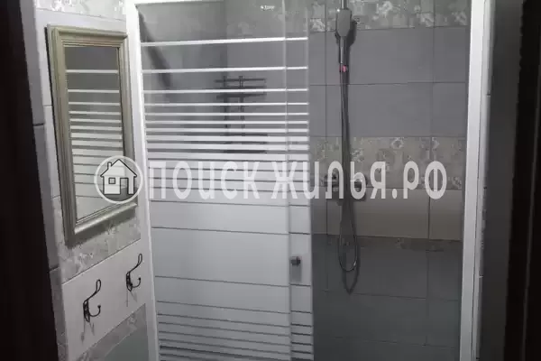 Частный сектор «Бревенчатый дом в лесу у моря»