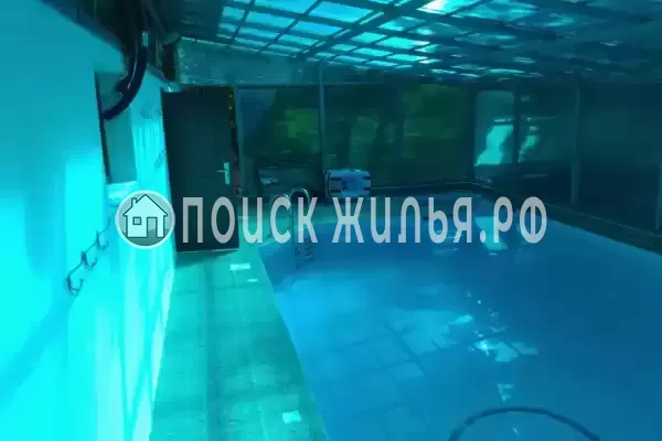 Частный сектор «Бревенчатый дом в лесу у моря»