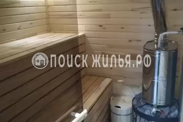 Частный сектор «Бревенчатый дом в лесу у моря»