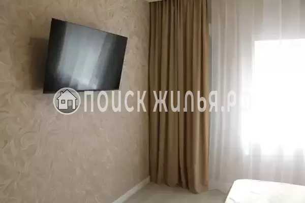 Частный сектор «Дом четырехкомнатный с бассейном» Частный сектор «Дом четырехкомнатный с бассейном»