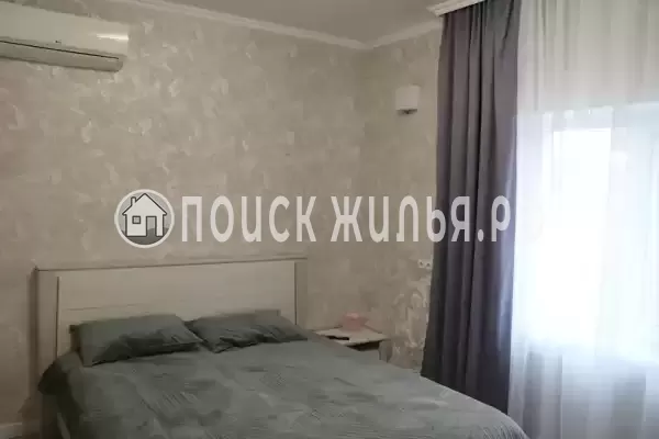 Частный сектор «Дом четырехкомнатный с бассейном» Частный сектор «Дом четырехкомнатный с бассейном»