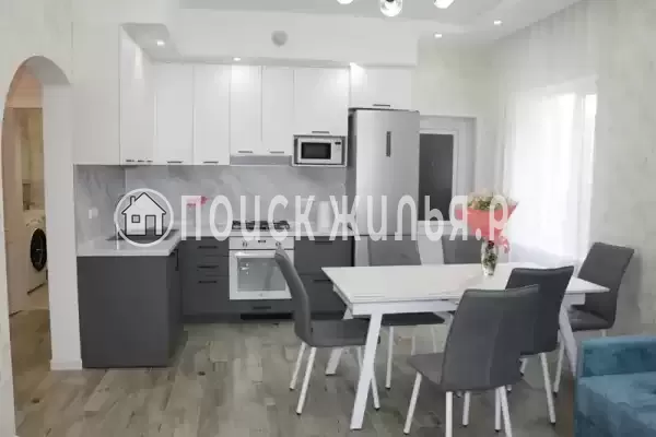 Частный сектор «Дом четырехкомнатный с бассейном» Частный сектор «Дом четырехкомнатный с бассейном»