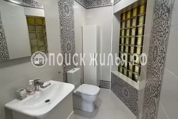 Частный сектор «Дом с бассейном» Частный сектор «Дом с бассейном»