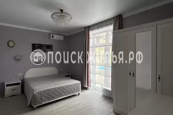 Частный сектор «Дом с бассейном» Частный сектор «Дом с бассейном»