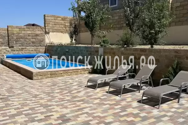 Частный сектор «Дом с бассейном» Частный сектор «Дом с бассейном»