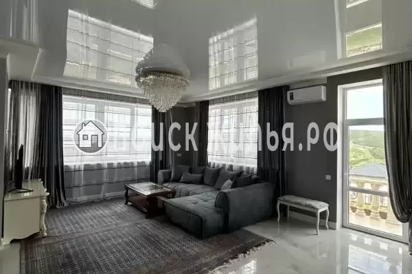 Частный сектор «Дом с бассейном» Частный сектор «Дом с бассейном»