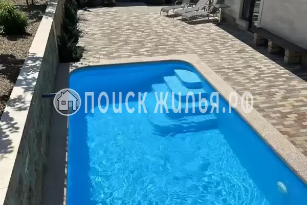 Частный сектор «Дом с бассейном» Частный сектор «Дом с бассейном»