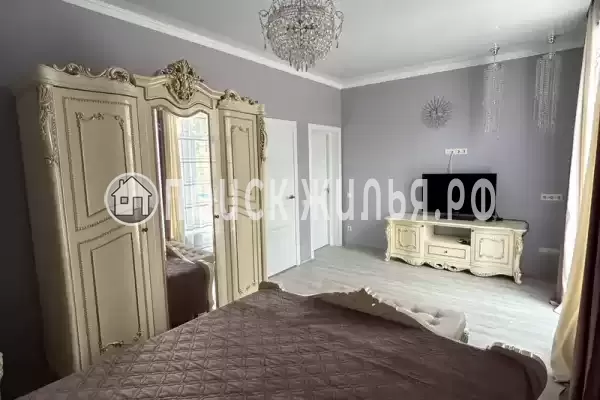 Частный сектор «Дом с бассейном» Частный сектор «Дом с бассейном»