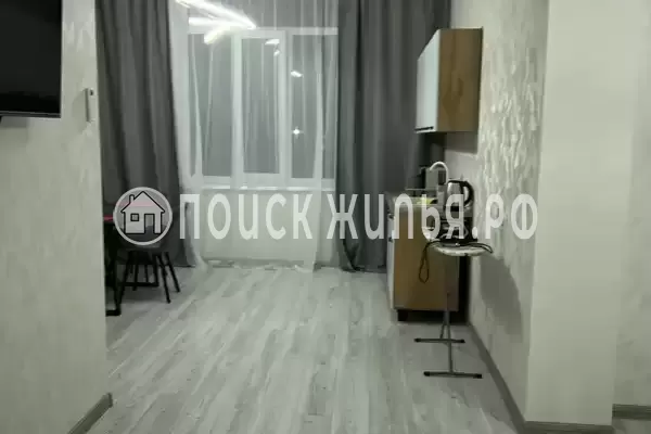 Дом под ключ «Трехкомнатный этаж под ключ со своим двором»