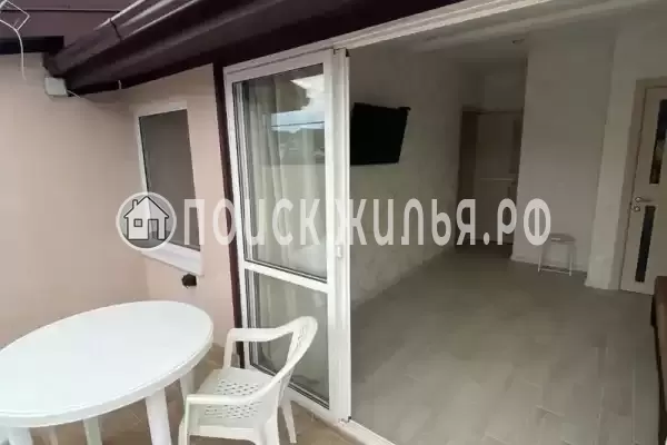 Частный сектор «Трёхэтажный таунхаус в 5 минутах от моря» Частный сектор «Трёхэтажный таунхаус в 5 минутах от моря»