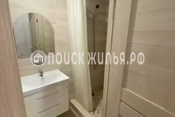 Частный сектор «Трёхэтажный таунхаус в 5 минутах от моря» Частный сектор «Трёхэтажный таунхаус в 5 минутах от моря»