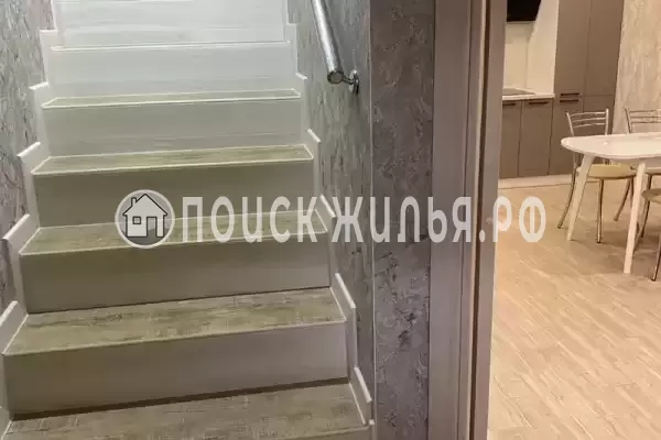 Частный сектор «Трёхэтажный таунхаус в 5 минутах от моря» Частный сектор «Трёхэтажный таунхаус в 5 минутах от моря»