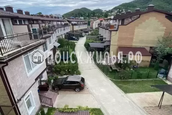 Частный сектор «Трёхэтажный таунхаус в 5 минутах от моря» Частный сектор «Трёхэтажный таунхаус в 5 минутах от моря»