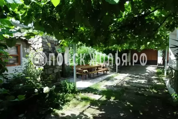 Частный сектор «Дом на 8 человек» Частный сектор «Дом на 8 человек»