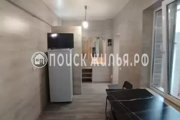 Частный сектор «Уютный дом со своим двором в центре»