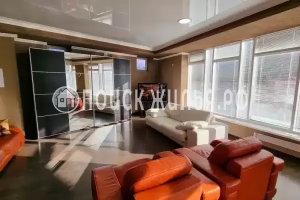 Частный сектор «Таунхаус с панорамной крышей»